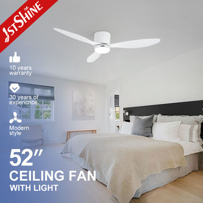 Bon prix Fan de plafond économiseuse d'énergie blanche de profil bas de chambre à coucher de moteur de C.C avec la lumière en ligne