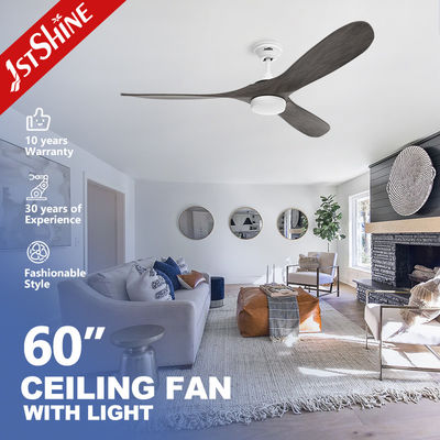 Bon prix Lumière de ventilateur de plafond de 60 pouces décoratif intérieur silencieux 3 moteur à lame de bois en ligne