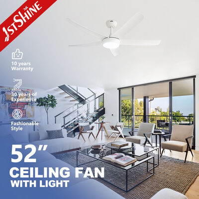 Bon prix Ventilateur de plafond moderne de 52 pouces avec télécommande et lumière LED intégrée pour un refroidissement silencieux en ligne