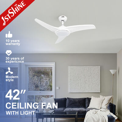 Bon prix Ventilateur de plafond moderne blanc de 42 pouces avec moteur CC et lumière LED dimmable avec télécommande En ligne